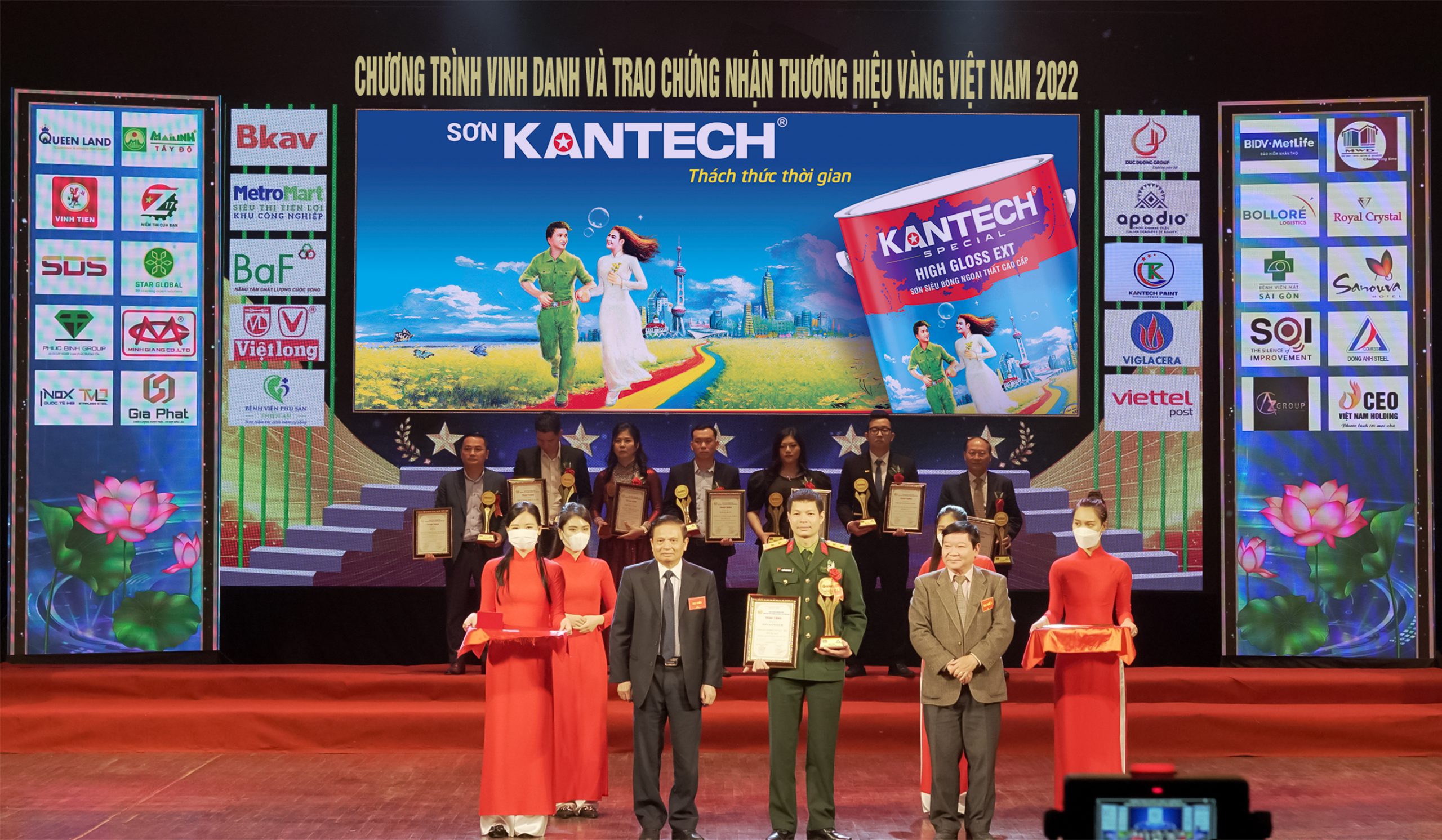 SSơn kantech được trao chứng nhận thương hiệu vàng VIỆT NAM năm 2022